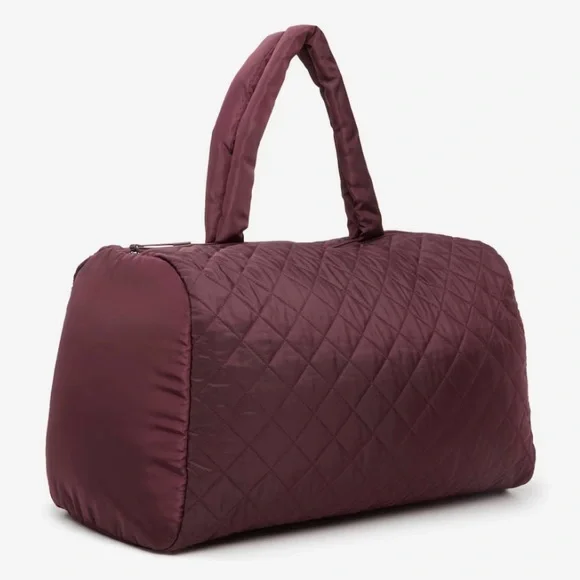 NEW DSW Puffy Weekender Travel Bag - Picture 6 of 10